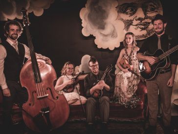 Pixie & The Partygrass Boys