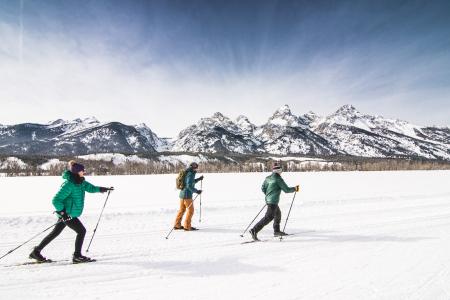 10 Winter Activities in Jackson Hole (Besides Skiing)